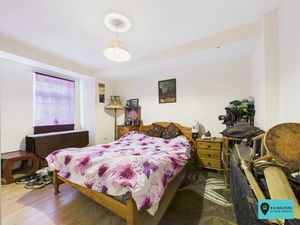 Flat Four Bedroom- click for photo gallery
